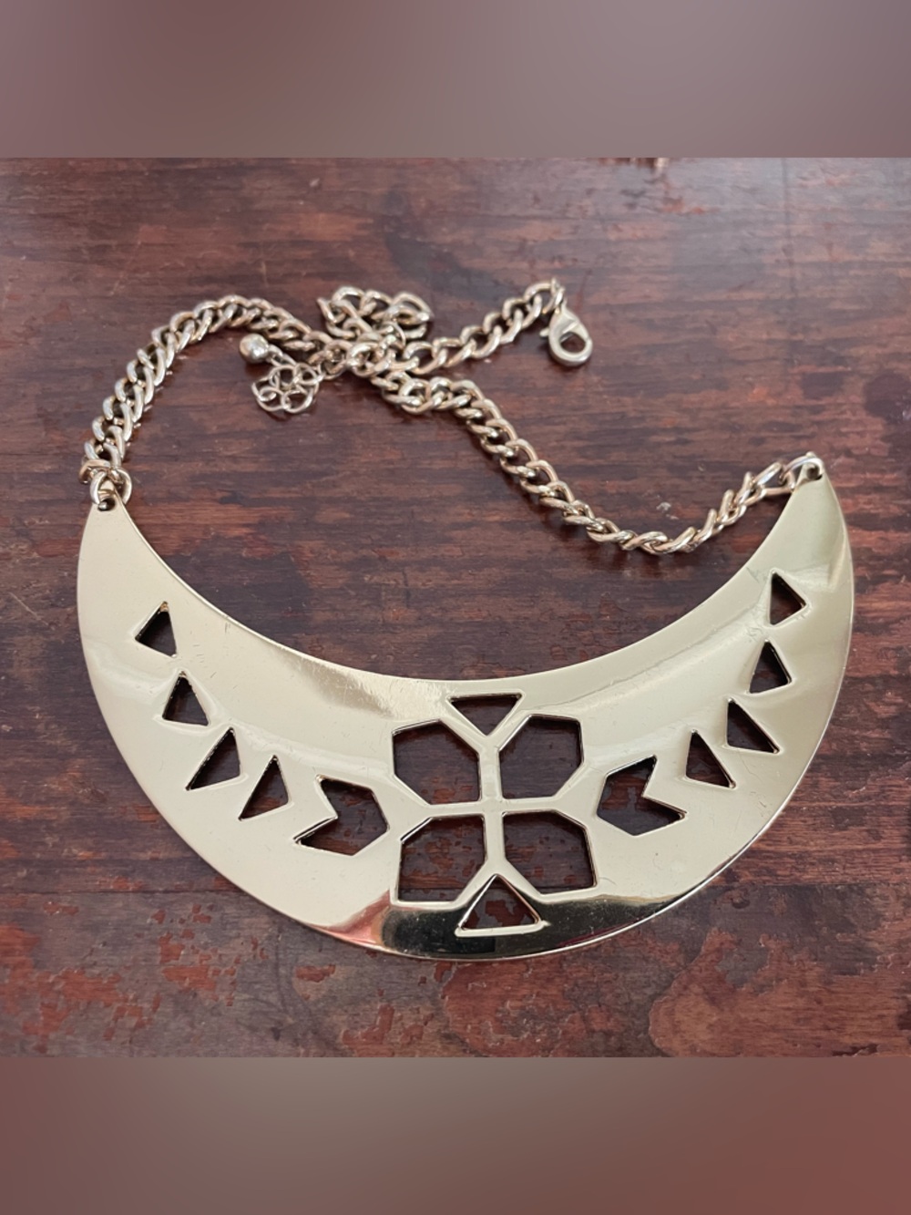 Gold Geometric Cutout Collar Necklace - Women Jewelry